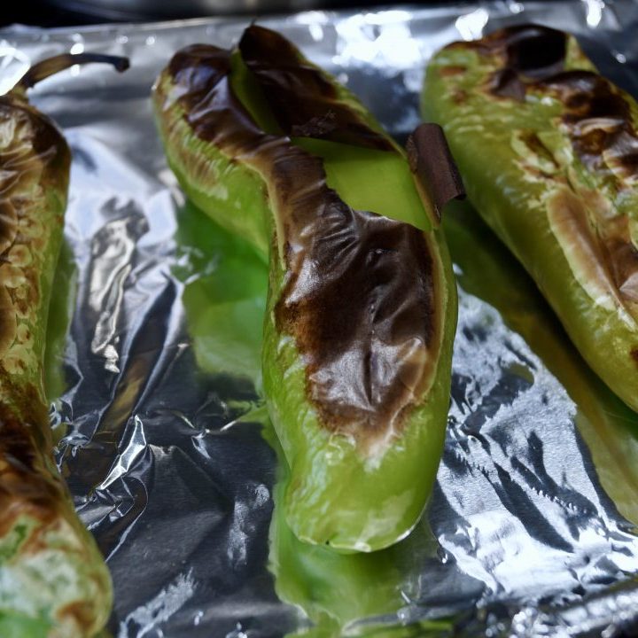 Simple ways to roast green chiles at home #roastedgreenchiles