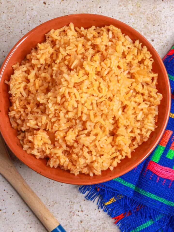 Latin Red Rice Authentic Arroz con Cilantro (Mexican White Rice with Cilantro)