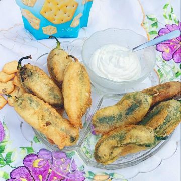Double Cheese Chiles Capeados #chilescapeados #jalapeñorecipes #mexicanappetizer