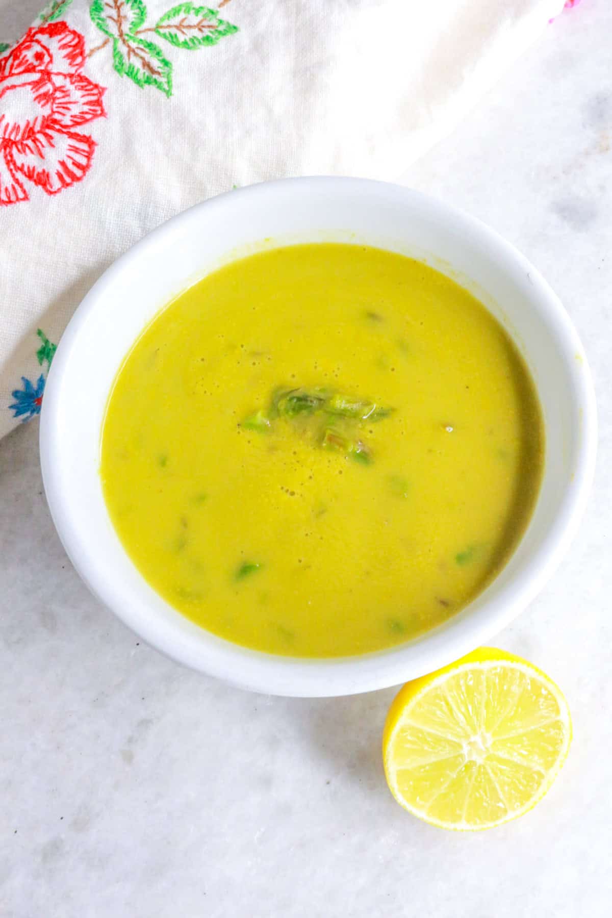 Bowl of Crema de espárragos