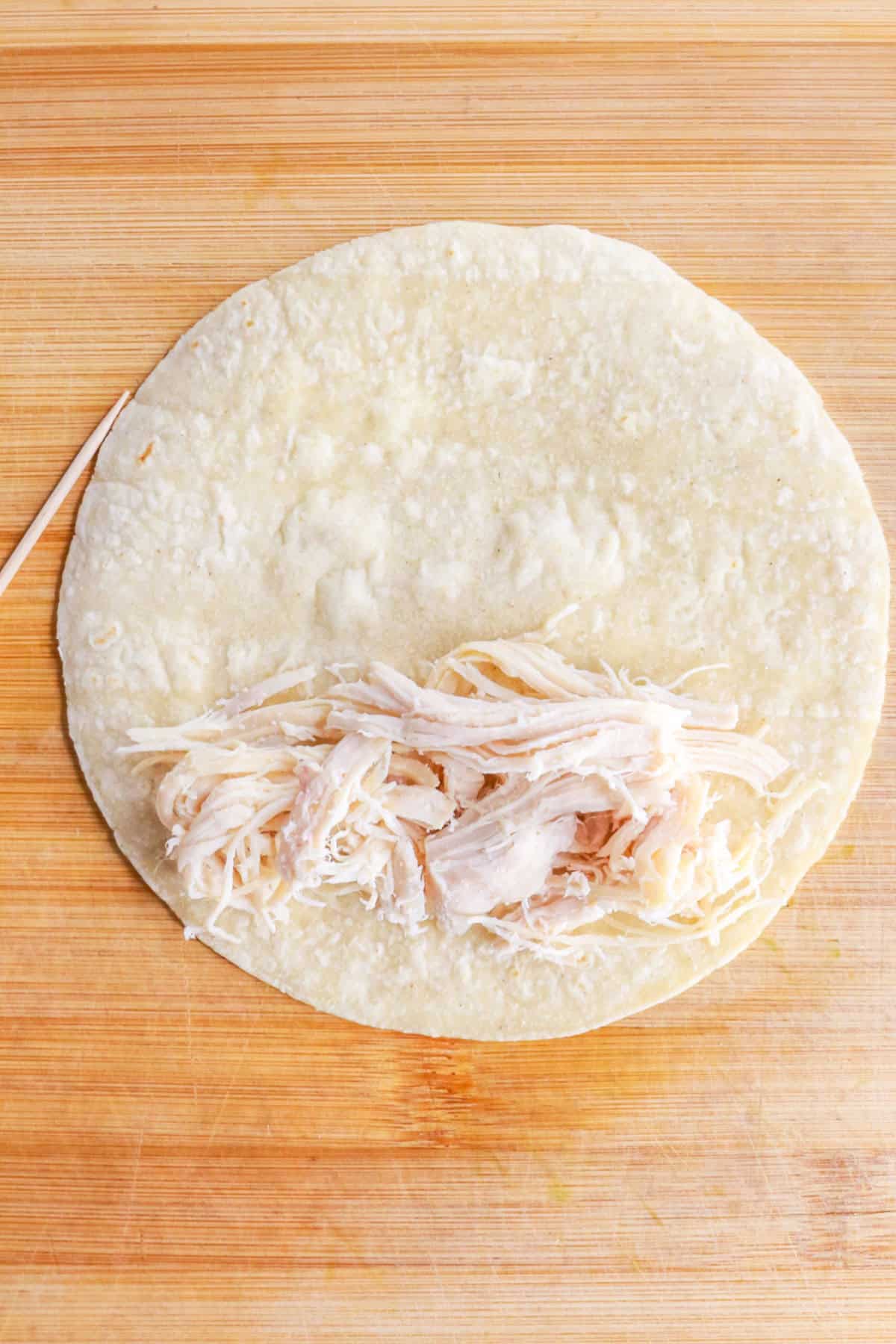 Tortilla with shredded chicken
