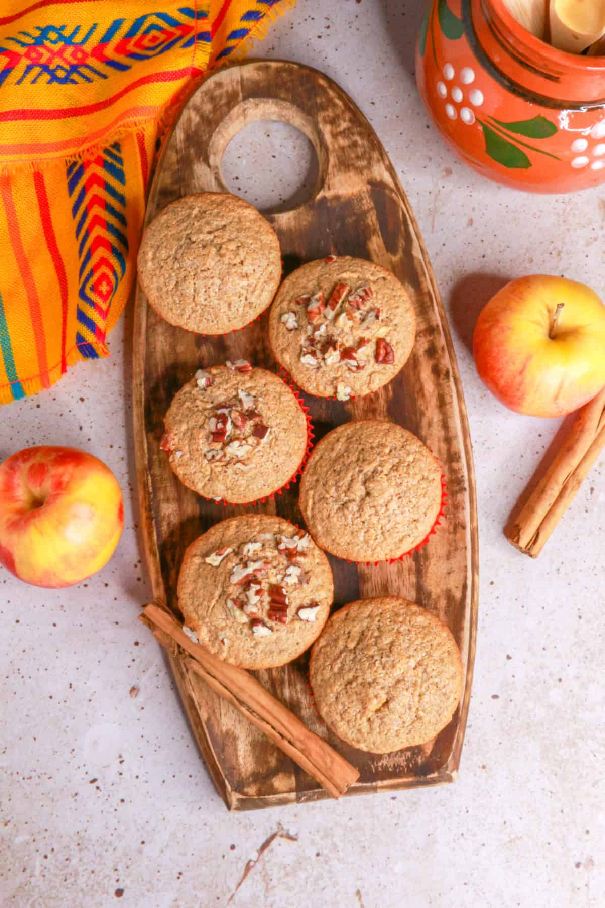 Muffins de Manzana y Avena (Gluten-Free Apple Oat Muffins) Top View