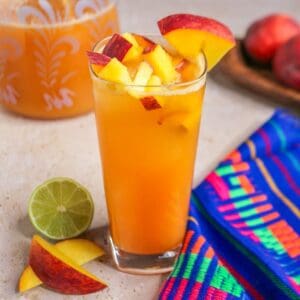 Agua de durazno (peach agua fresca)